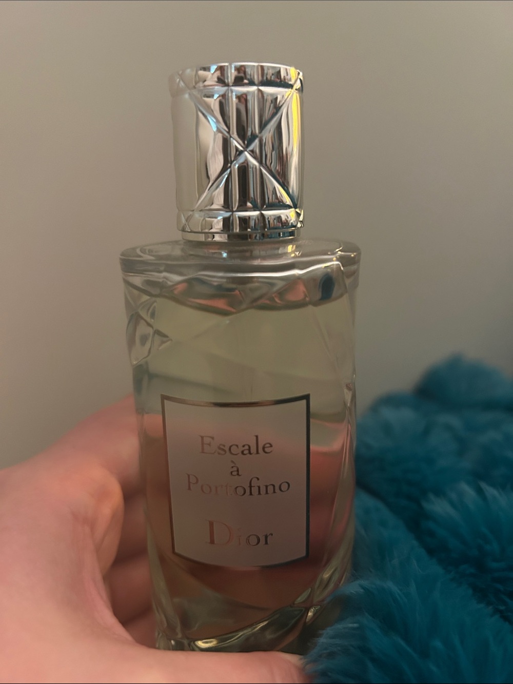 Dior Escale à Portofino - Clear Bottle with Silver Cap - Picture 2 of 3